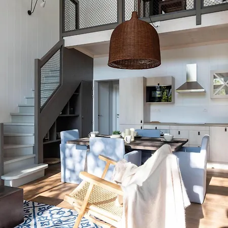 Family Retreat With Pools بيت للعطل *