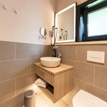 Family Retreat With Pools بيت للعطل *