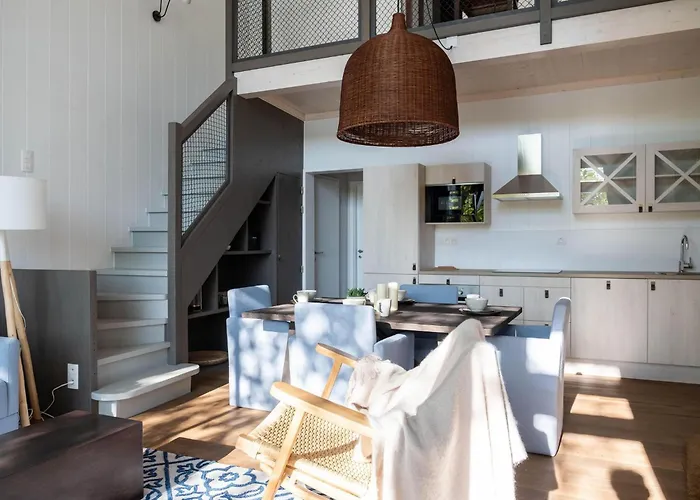 Family Retreat With Pools Hébergement de vacances *